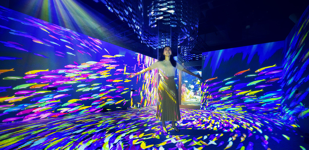 sjm-naked-ocean-exhibition-shoal-of-shadows