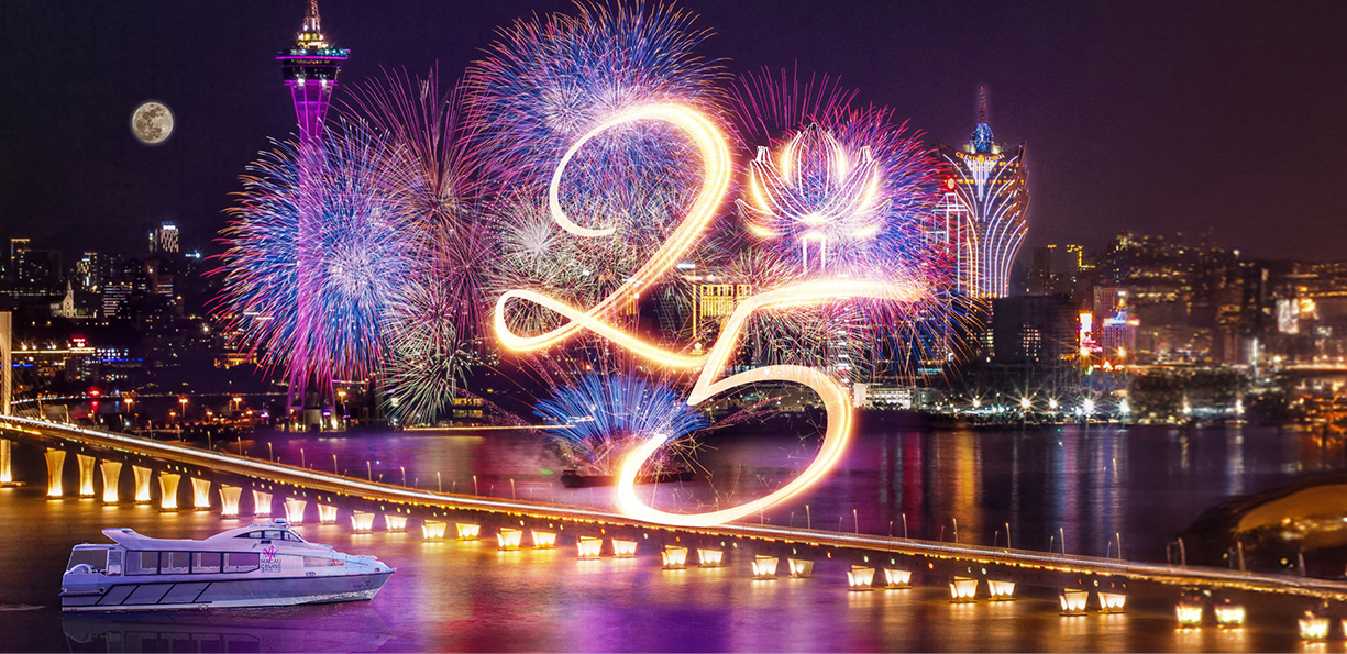 sjm-resorts-celebration-offers-macau-cruise-fireworks